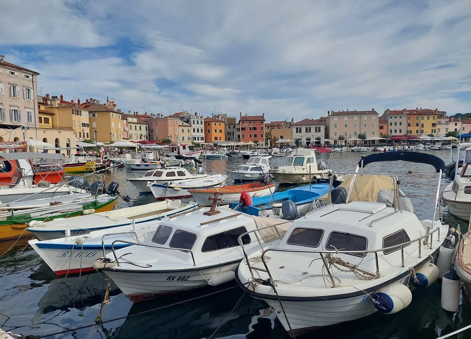Idyllisches Apartment Nur 800 Meter Zum Strand Mit 2 Balkone, Garten, Grill Rovinj Croatia
